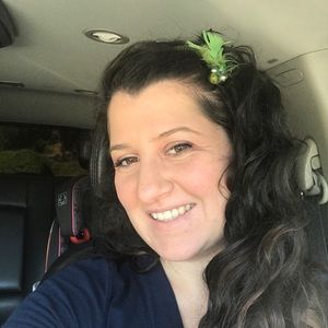 Meet your Posher, Angie